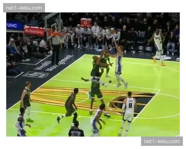 萨博尼斯称换防后低位触球 现代战术体系下的控场机会