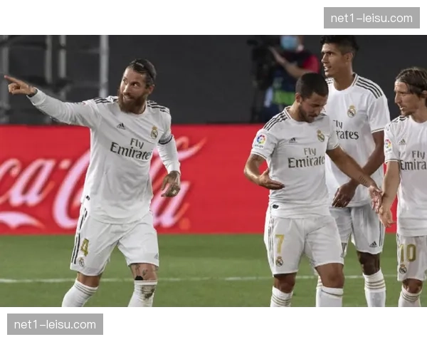 西班牙人依赖边路速度打击对手身后 紧凑防守体系证明务实主义价值